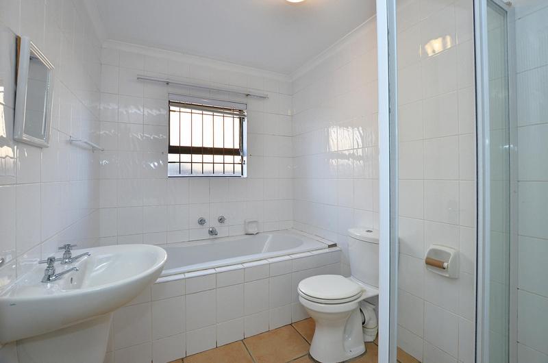 To Let 2 Bedroom Property for Rent in Sonstraal Heights Western Cape
